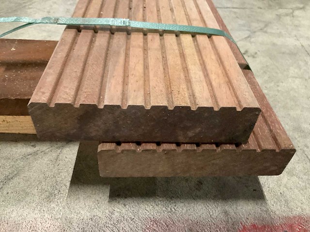 Azobe vlonderplanken 45x190 mm (6x) - afbeelding 3 van  3