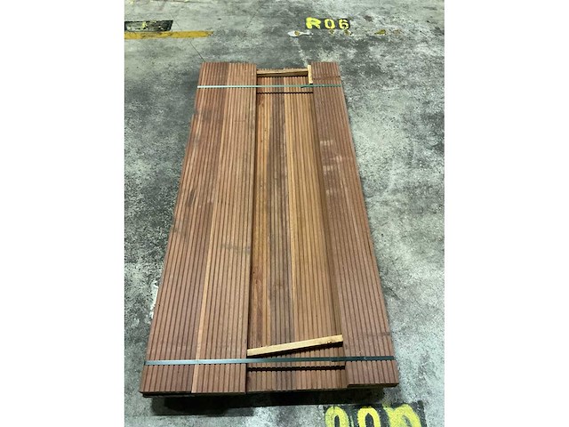 Azobe vlonderplanken 45x190 mm (8x) - afbeelding 3 van  4