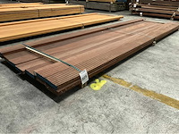 Azobé vlonderplanken met antislip 35x140 mm (10x) - afbeelding 1 van  3