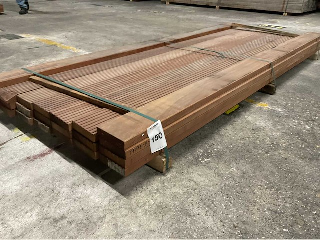 Azobé vlonderplanken met antislip 35x140 mm (23x) - afbeelding 1 van  6