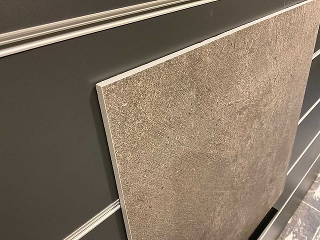 Azteca - seastone graphite - 60 x 60 cm - 30m2 vloertegel - afbeelding 2 van  3