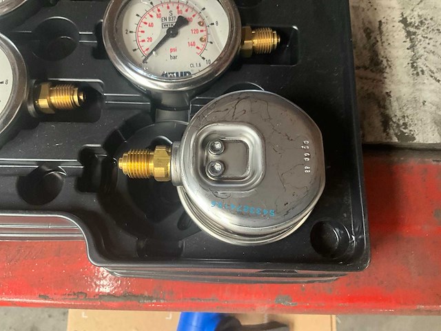 Azud 63mm 1/4” bsp manometer (drukmeter) (30x) - afbeelding 4 van  5