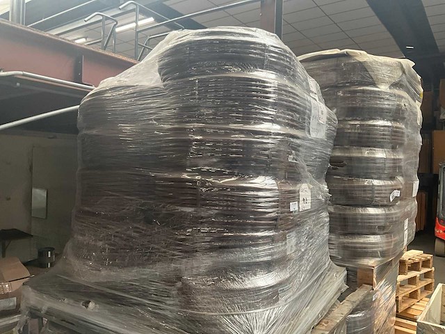 Azud greentec druppelslang 100mtr (24x) - afbeelding 3 van  3