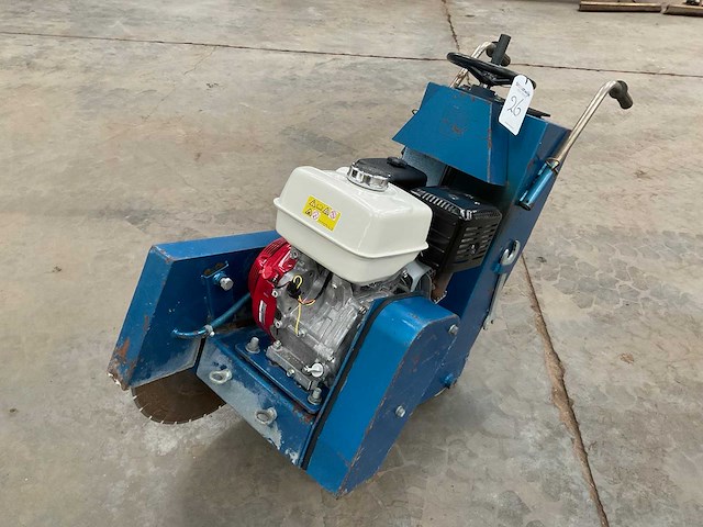 B 450 vloerzaagmachine - afbeelding 1 van  6