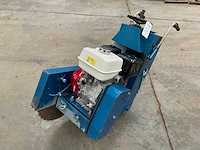 B 450 vloerzaagmachine - afbeelding 1 van  6