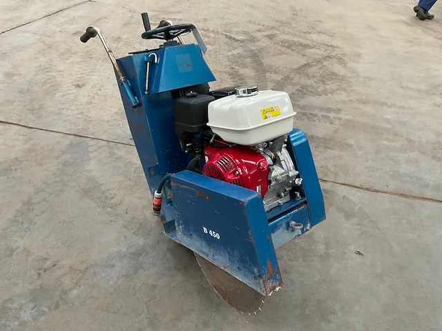B 450 vloerzaagmachine - afbeelding 4 van  6