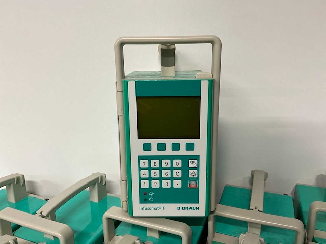 B. braun - infusomat p - volumetrische infuuspomp - afbeelding 2 van  4