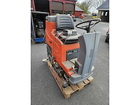 B100r zelfrijdende veeg schrobmachine - afbeelding 4 van  7