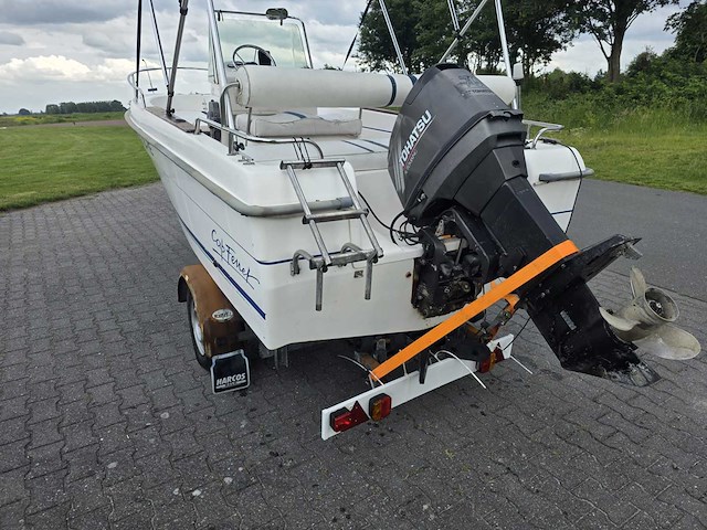 B2 marine - cap ferret - console visboot met 70 pk tohatsu buitenboordmotor met riba trailer - afbeelding 15 van  42