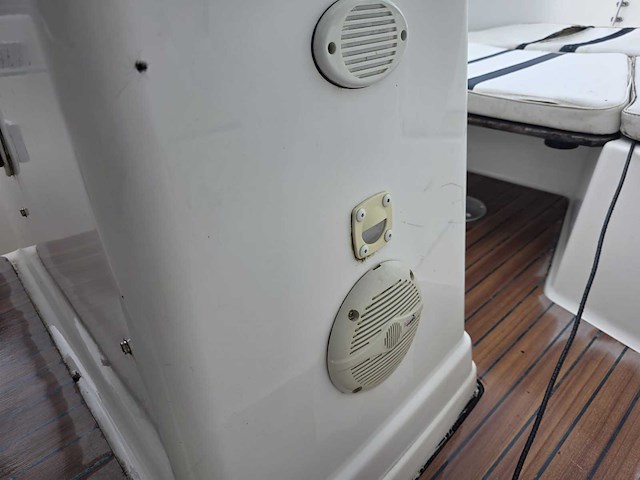 B2 marine - cap ferret - console visboot met 70 pk tohatsu buitenboordmotor met riba trailer - afbeelding 33 van  42
