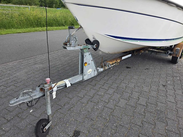 B2 marine - cap ferret - console visboot met 70 pk tohatsu buitenboordmotor met riba trailer - afbeelding 39 van  42