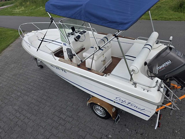 B2 marine - cap ferret - console visboot met 70 pk tohatsu buitenboordmotor met riba trailer - afbeelding 8 van  42