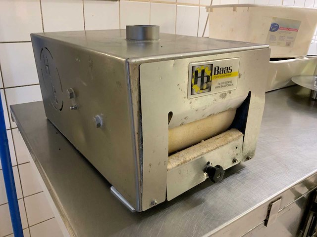 Baas food equiment rvs puntjesmachine - afbeelding 2 van  6