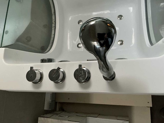 Baby jacuzzi jacuzzi - afbeelding 6 van  10