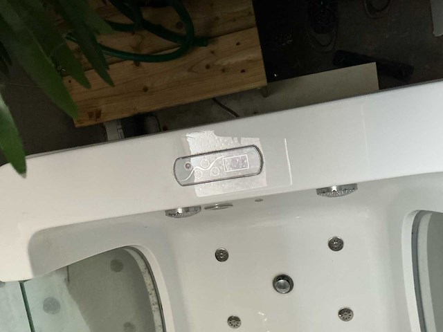 Baby jacuzzi jacuzzi - afbeelding 9 van  10