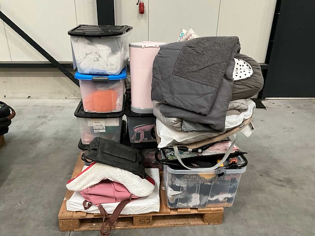 Baby kleding en benodigdheden - afbeelding 2 van  7