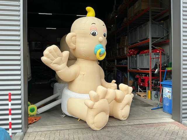 Baby xxl 300cm opblaasbaar - afbeelding 4 van  10