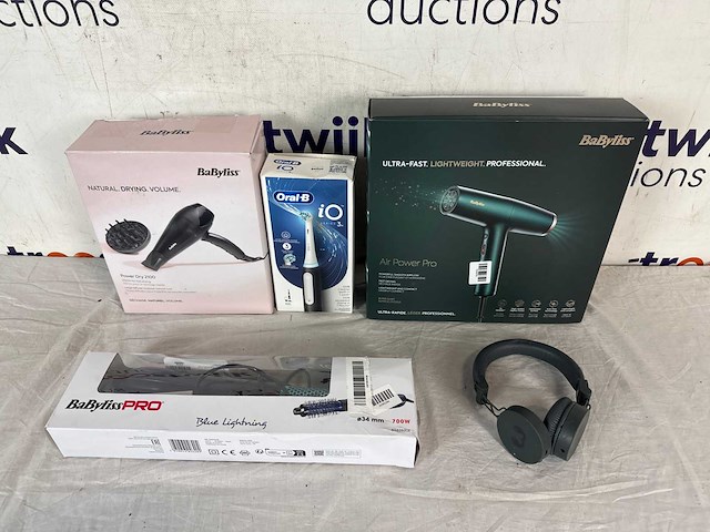 Babyliss air power pro d6555de föhn - 200 km/u blaassnelheid |babylisspro blue lightning air styler fohnborstel bab2620e | oral-b io 3n elektrische tandenborstel - afbeelding 1 van  5