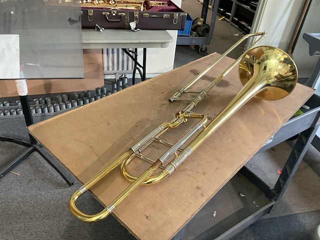 Bach stradivarius model 42 trombone - afbeelding 2 van  9