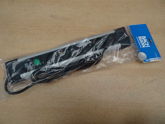 Bachmann - connectus - stekkerdoos 6x 230v (19x) - afbeelding 2 van  2