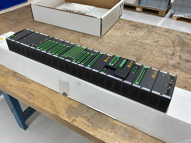 Bachmann m1-ctl smartgrid sg x0 ac main plc controller - afbeelding 1 van  3