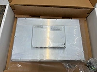 Bachmann ot1215wm industriële touchscreen hmi - afbeelding 2 van  3