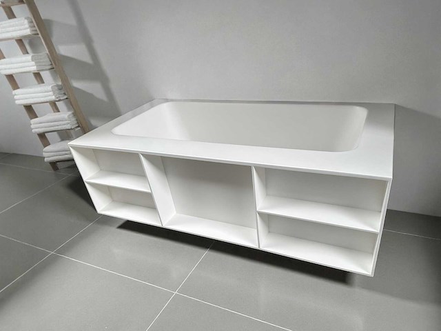 Back to wall bad solid surface - afbeelding 2 van  7