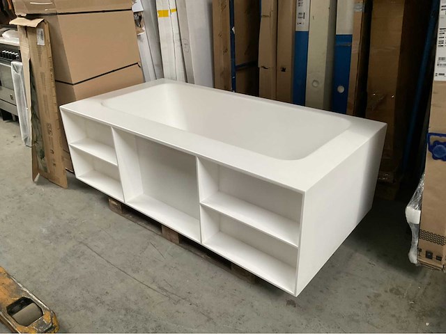 Back to wall bad solid surface - afbeelding 4 van  7