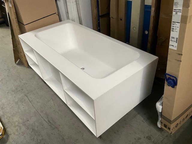 Back to wall bad solid surface - afbeelding 5 van  7