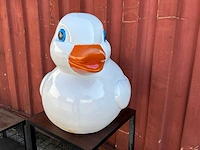 Bad eend xxl collectible beeld