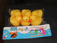 Badeendjes set van 6 stuks 1 set in ds z - afbeelding 1 van  3