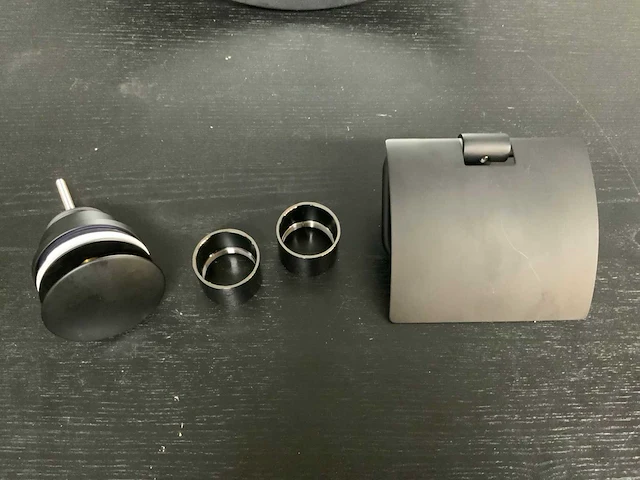 Badkamer accessoires (3x) - afbeelding 6 van  8