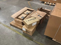 Badkamer accessoires - afbeelding 1 van  9