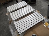 Badkamer design radiator handoek vasco, wit - afbeelding 1 van  6