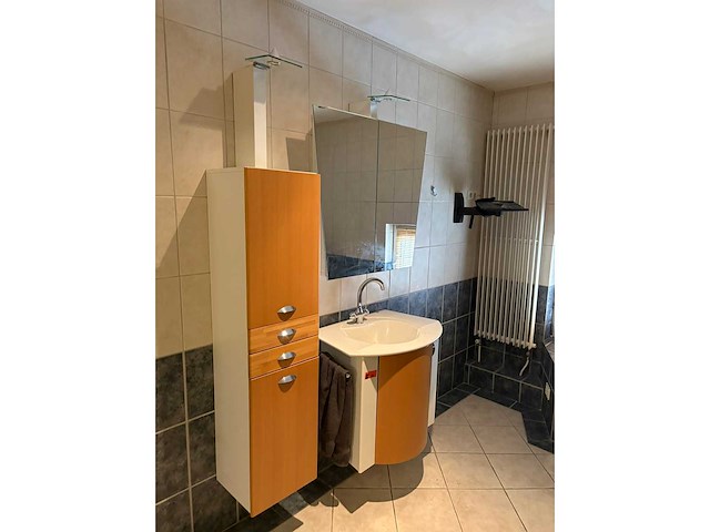 Badkamer meubilair - afbeelding 3 van  3
