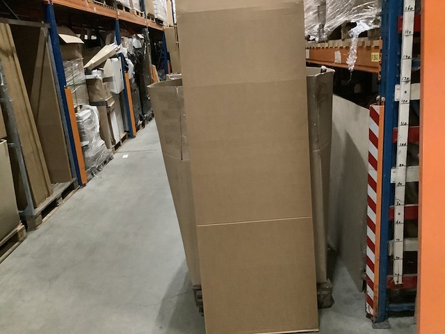 Badkamer radiator 180 x 60 cm kermi, wit - afbeelding 2 van  3