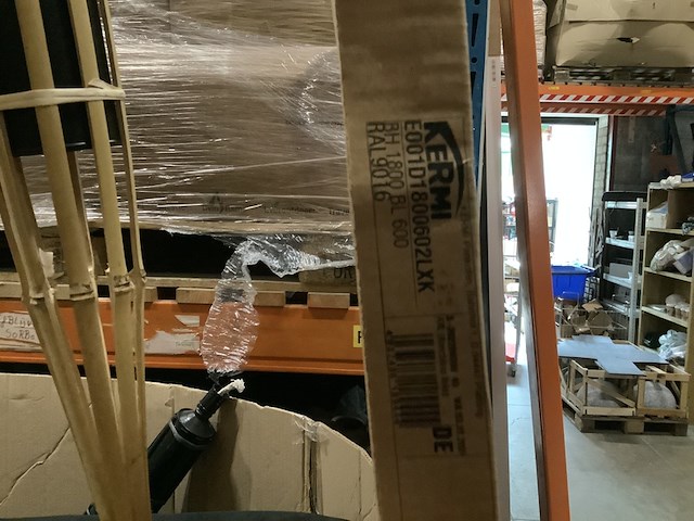 Badkamer radiator 180 x 60 cm kermi, wit - afbeelding 3 van  3