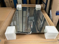 Badkamer spiegel met lcd tv met afstandsbediening en speakers - afbeelding 1 van  4