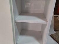 Badkamer wandkast met deur en open vakken - ca. 32x60x130 cm - afbeelding 2 van  3
