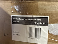 Badkameraccessoires w.o. wastafel, badkamerkast - afbeelding 7 van  7