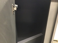 Badkamerkast met plankjes - afbeelding 3 van  5