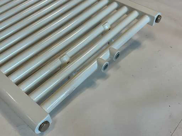 Badkamerradiator (1780x500 mm) - afbeelding 2 van  5