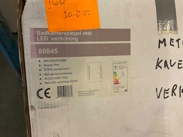 Badkamerspiegel 60x80 cm met verlichting - afbeelding 3 van  3