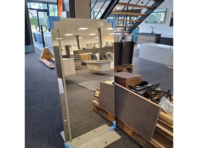 Badkamerspiegel, hr badmeubelen - afbeelding 1 van  3