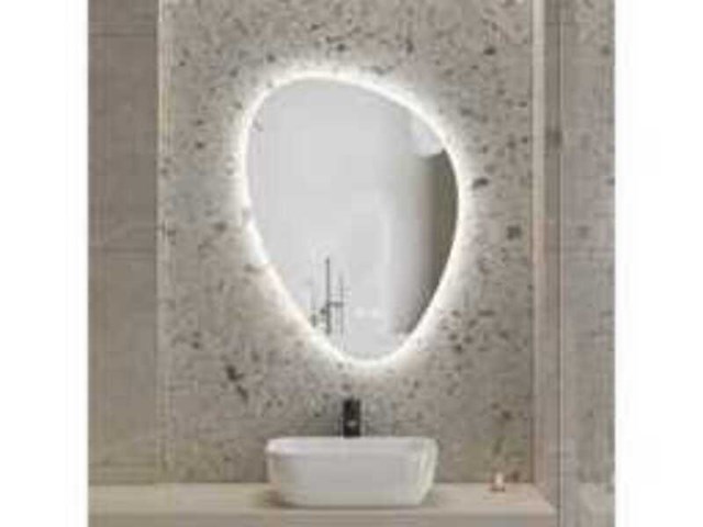 Badkamerspiegel + led 60x80 cm, karo, 64.0039 - afbeelding 1 van  3