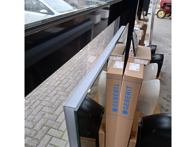 Badkamerspiegel martens design - afbeelding 3 van  3