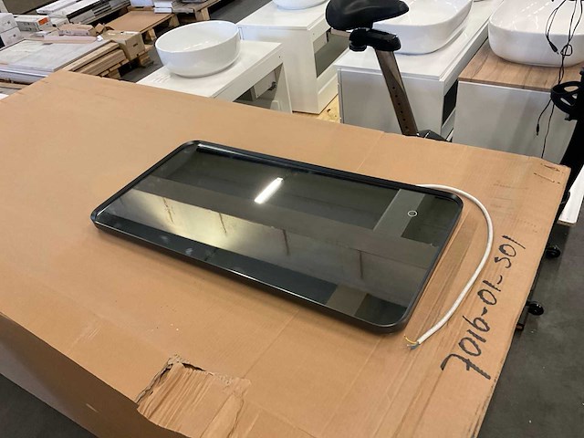 Badkamerspiegel met ledverlichting 40x80 cm - afbeelding 1 van  3