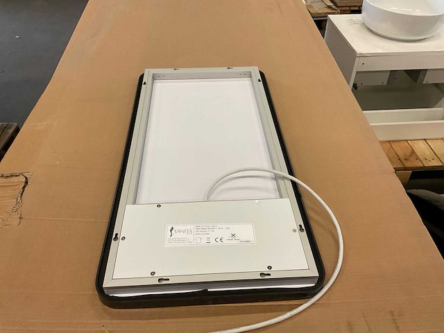 Badkamerspiegel met ledverlichting 40x80 cm - afbeelding 3 van  3