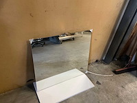 Badkamerspiegel met opbouwverlichting 70x80 cm - afbeelding 2 van  3