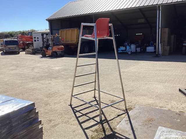 Badmeesterstoel - afbeelding 4 van  6